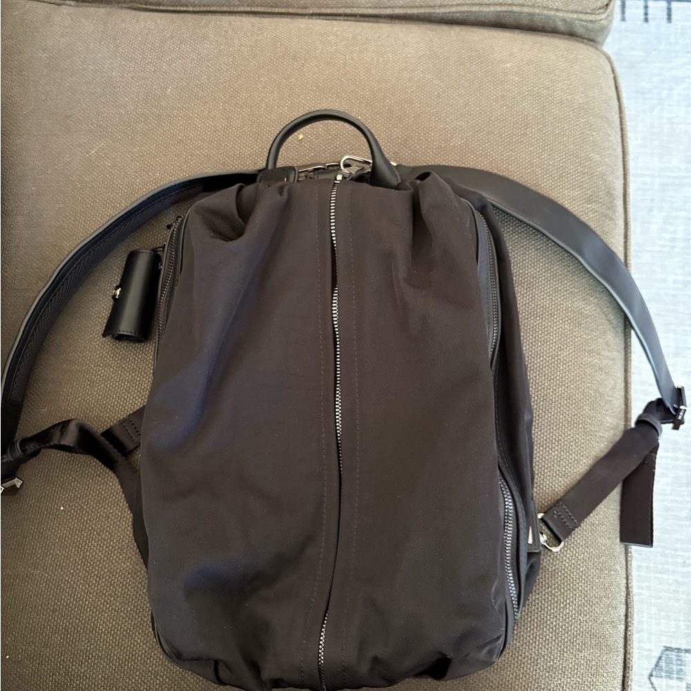 Caraa Sport Studio Backpack sz sm